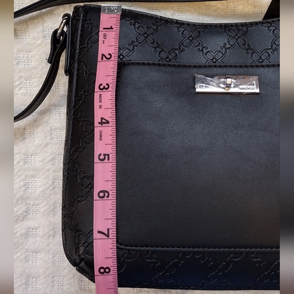 NWT Nine West Black Harmon Swingpack Crossbody - Picture 11 of 11